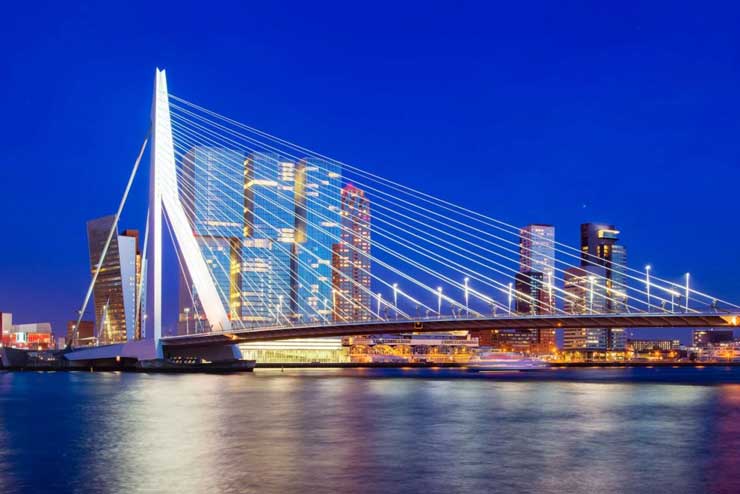 Navigating Rotterdam Airport with Ease